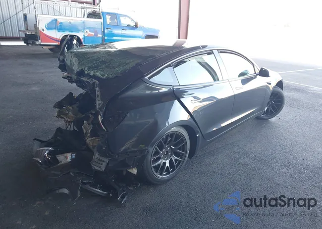 5YJ3E1EA2RF727144: 43590503