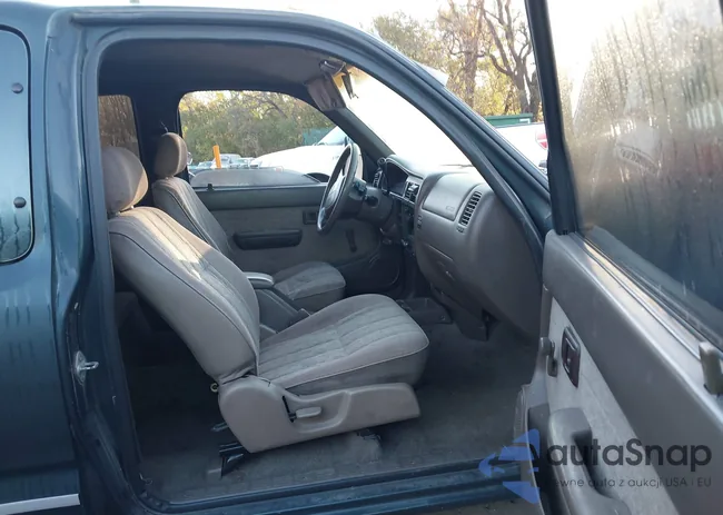 4TAVL52N6WZ079631: 43590530