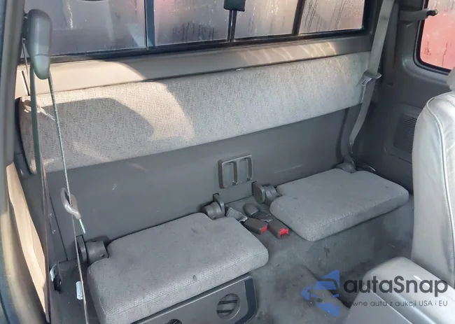 4TAVL52N6WZ079631: 43590530