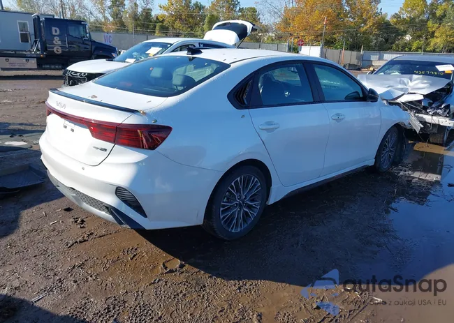 3KPF54AD6RE833133: 43590553