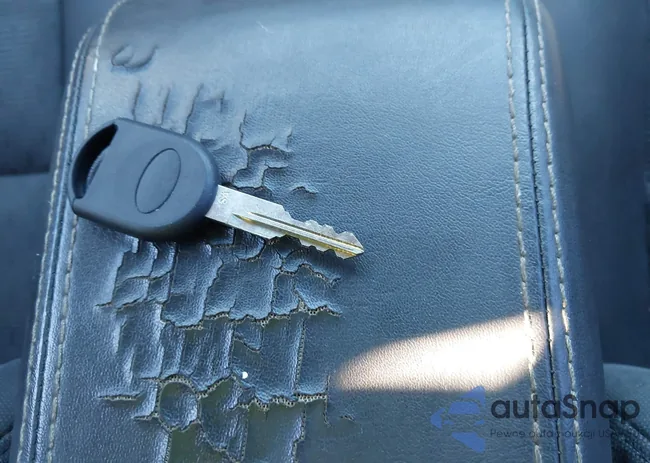 3FAHP0HA2CR393909: 43590645