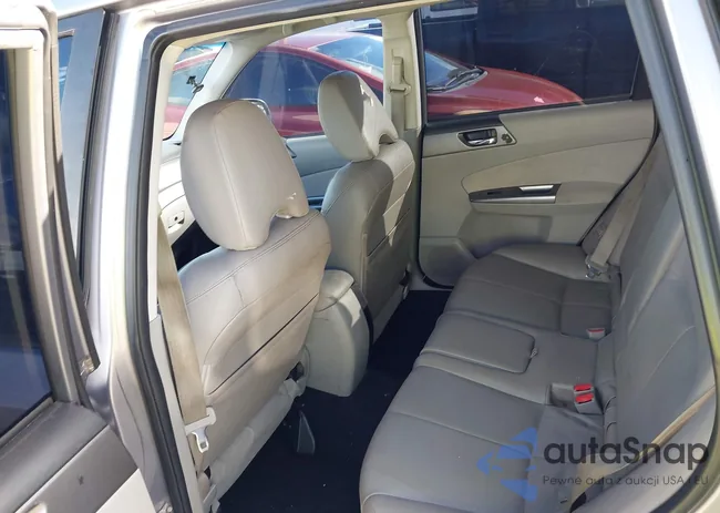 JF2SHAEC2BH705043: 43590646