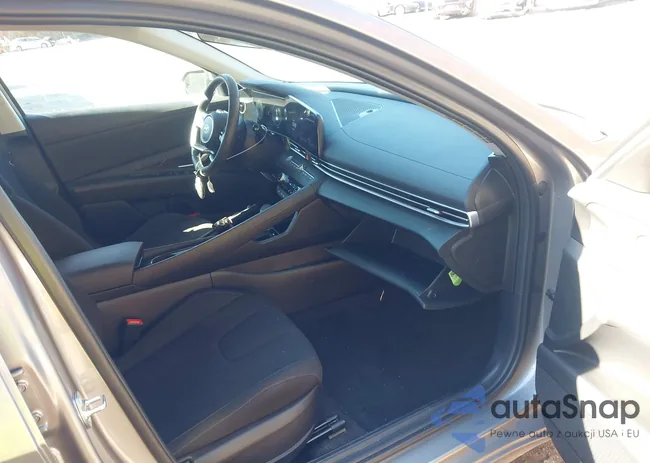 KMHLS4DG3RU749754: 43590657