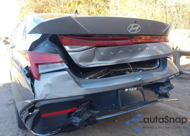 KMHLS4DG3RU749754: 43590657