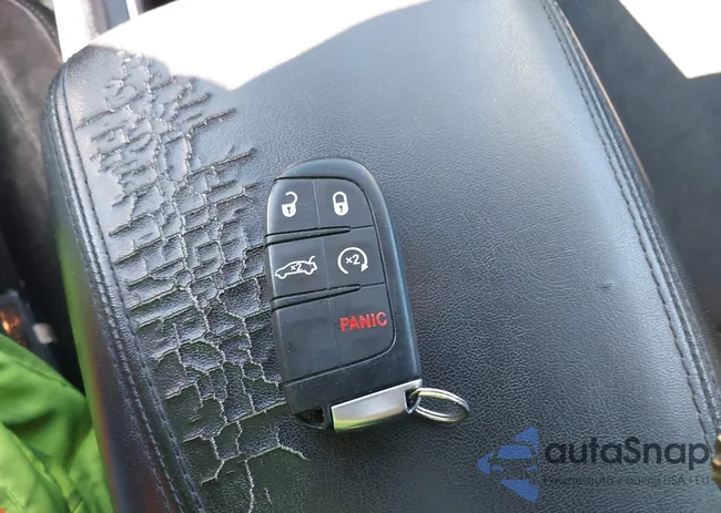 1C3CCCAB8GN121916: 43590668