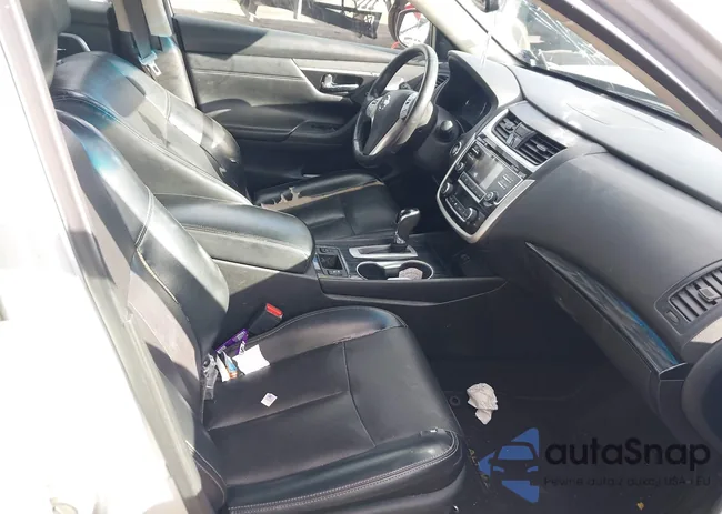 1N4AL3AP4JC111651: 43590777