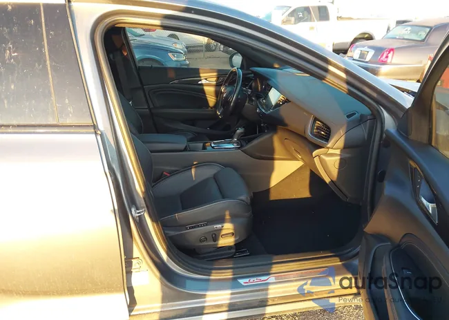 W04GS6SS5L1010302: 43590822