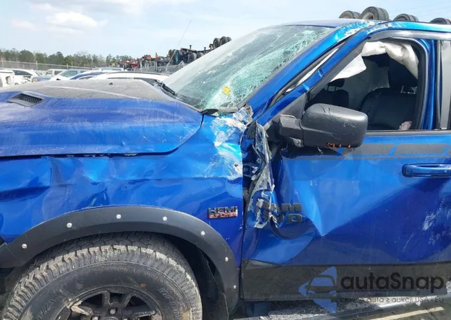 1C6RR7YT6JS102064: 43589961