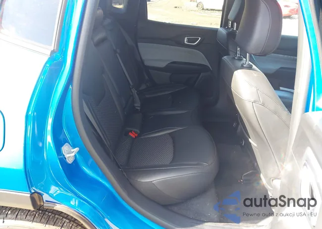 3C4NJDBN7ST579819: 43590001