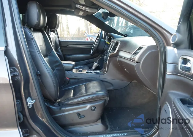 1C4RJFJG3HC742437: 43590100