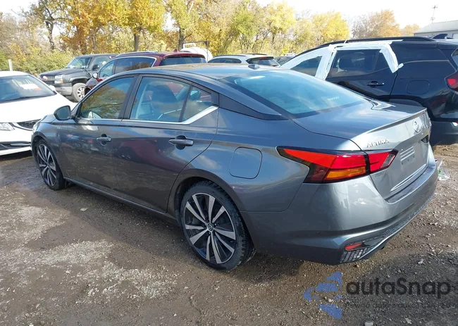 1N4BL4CV8KC119758: 43590137