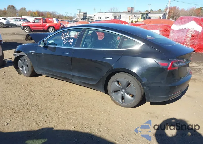 5YJ3E1EB2KF451451: 43590153