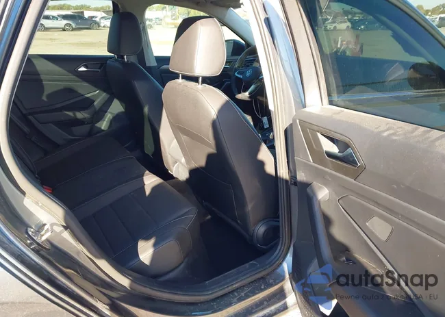 3VW7M7BU7RM079590: 43590242