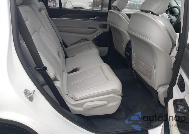 1C4RJKDGXN8583399: 43591305