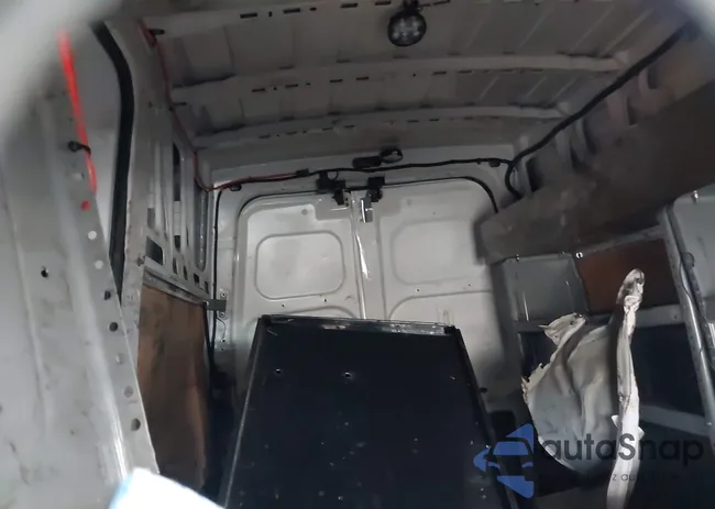 1N6AF0LY8JN818355: 43591504