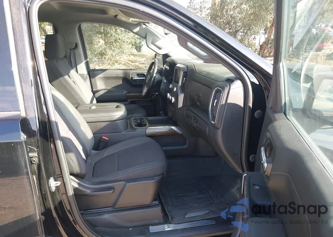 3GTU9CED7NG215981: 43591551