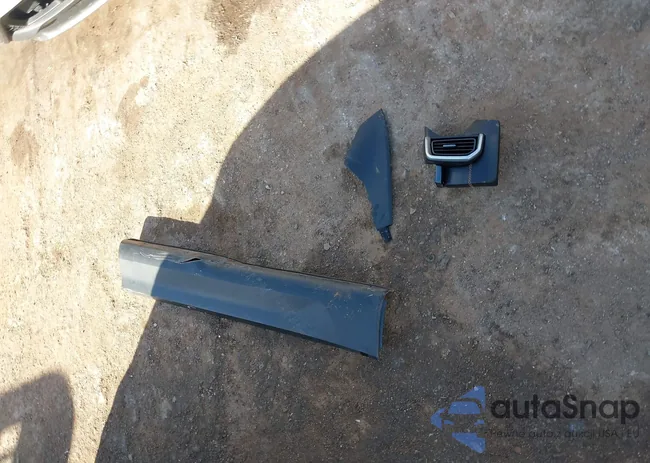 7MMVABXY6RN212783: 43591577