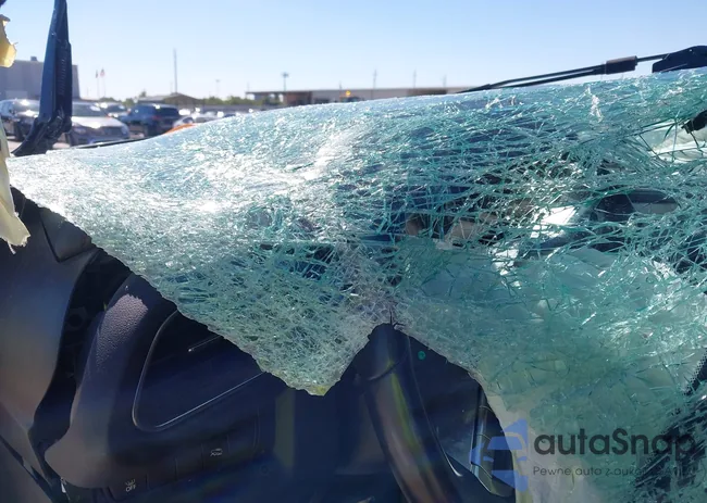 3MVDMBCL3NM432723: 43591586