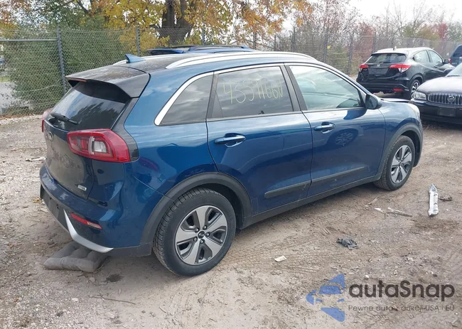 KNDCB3LC8J5212115: 43591660