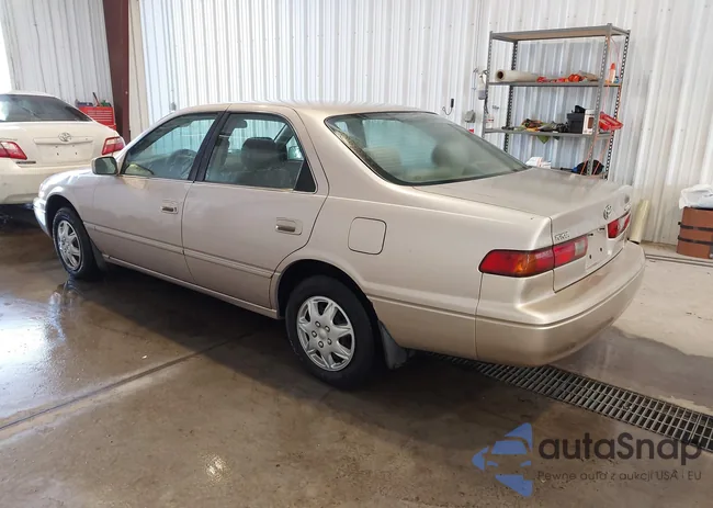 4T1BG28K6XU916590: 43591667