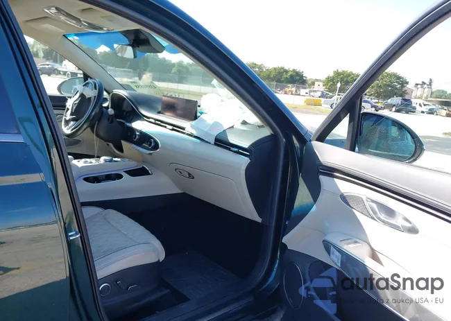 KMUMCDTC5NU037452: 43591858