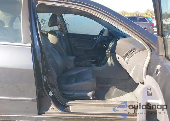 1HGCM56714A028250: 43591866