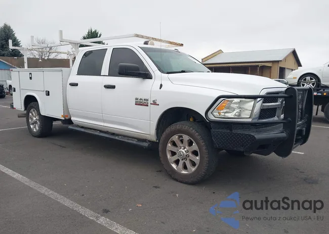 3C6UR5HL2JG217914: 43591893