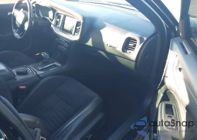 2C3CDXCTXPH688373: 43591899