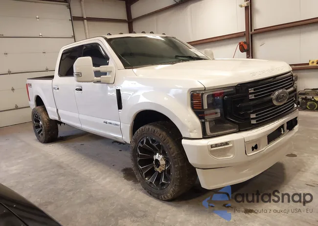 1FT7W2BT0JEB61811: 43591173