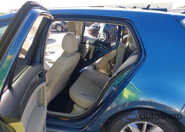 3VW217AU9HM051941: 43592404