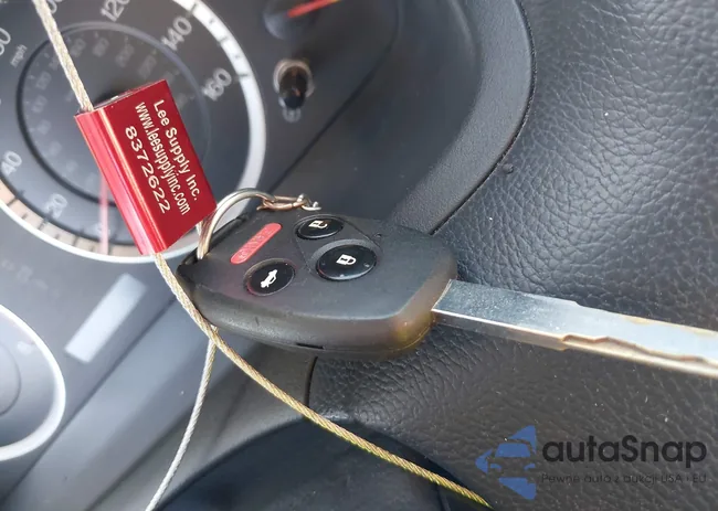 1HGCP2F82BA156380: 43592470