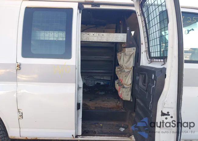 1GCWGFCAXB1184518: 43592523