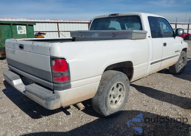 3B7HC13Y7YG136702: 43592649