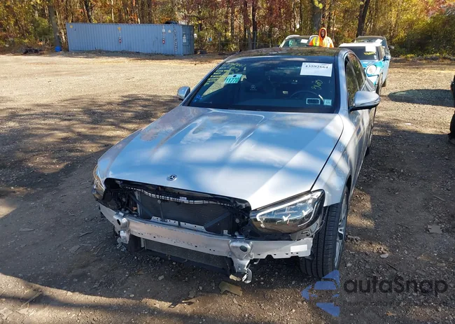 W1KZF8EB6MA872915: 43592661