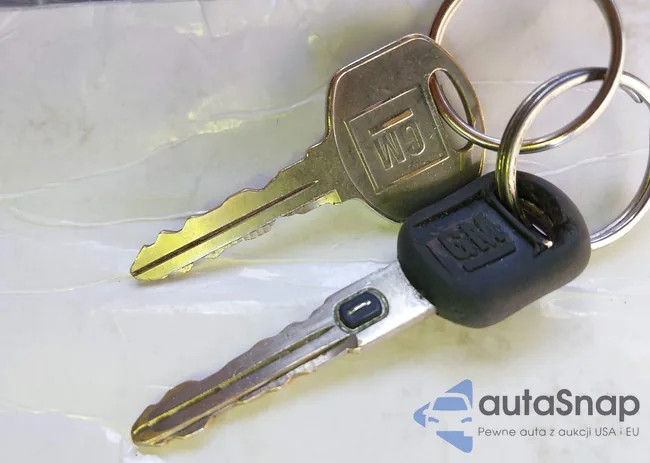 2G4WS52J631236244: 43592662