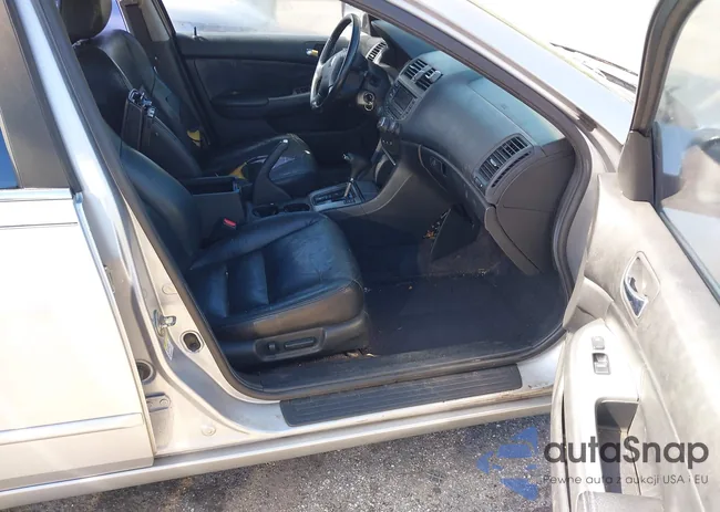 1HGCM66503A006968: 43592736