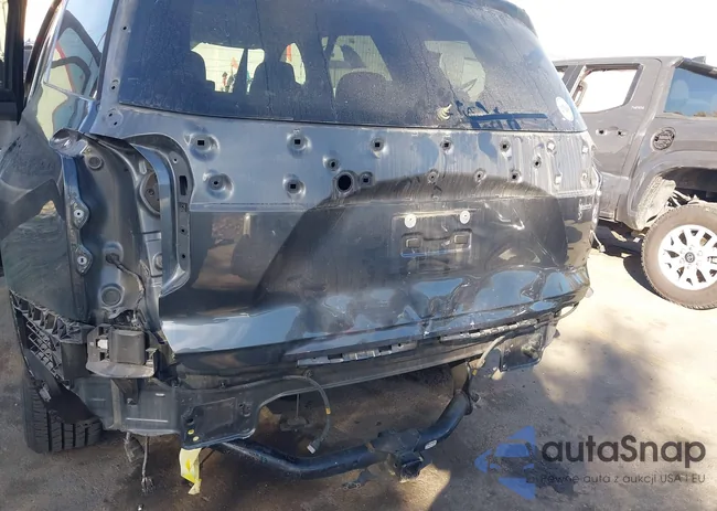 KM8R2DHE3LU132882: 43592808