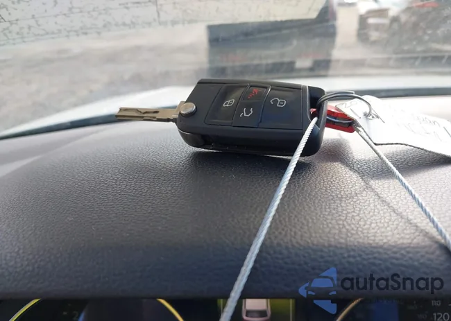 3VV1B7AX3JM091722: 43592897