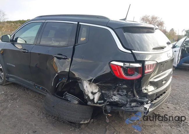 3C4NJDCN3PT539033: 43591912