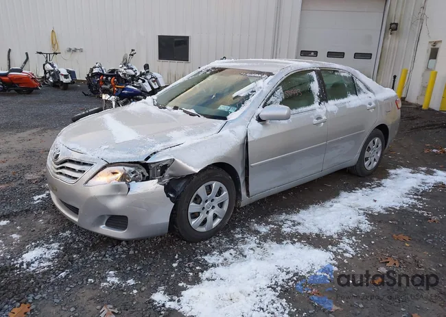 4T1BF3EK8BU652035: 43591933