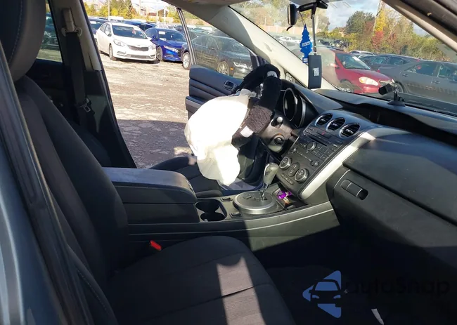 JM3ER2BM3B0374409: 43592059