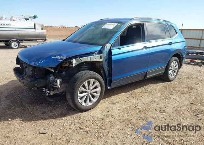 3VV0B7AX9KM035782: 43592172