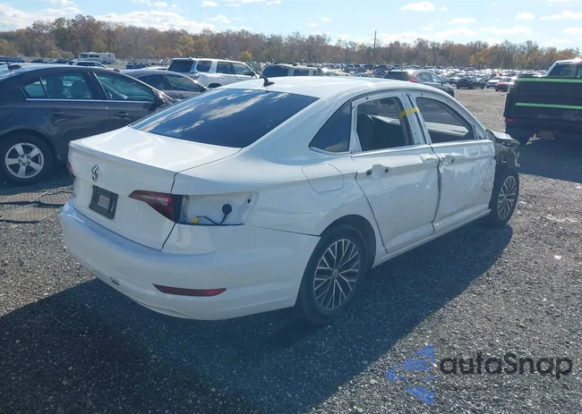 3VWC57BU3KM258369: 43592191