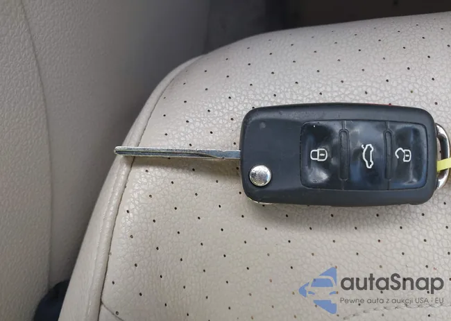 1VWAT7A36EC095776: 43592194