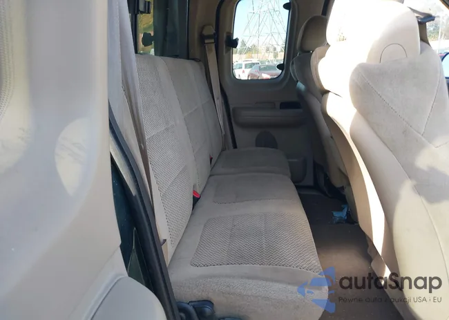 1FTRX18L12NA84844: 43593320