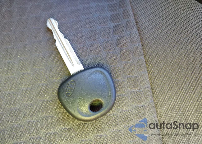 KNDJT2A50C7743352: 43593338