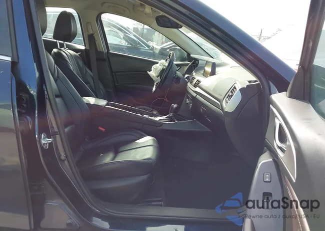 3MZBN1L31JM228817: 43593379