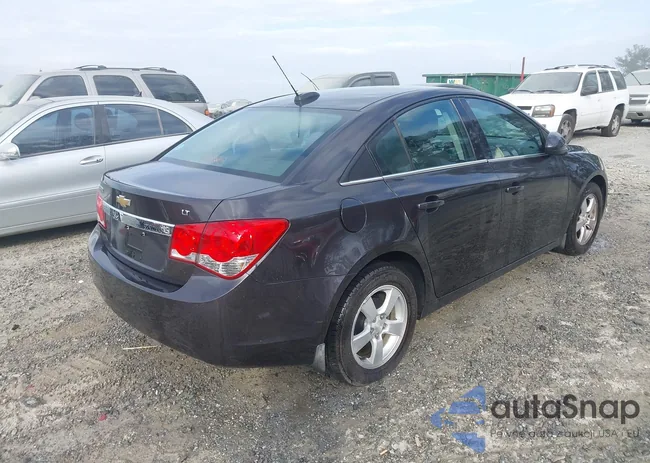 1G1PC5SB7F7185478: 43593558