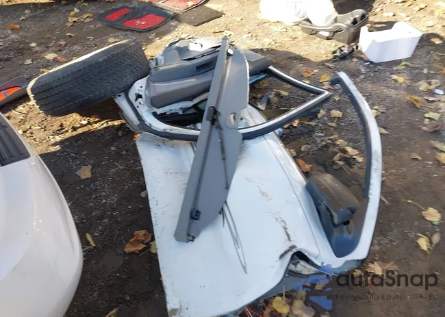 KNDJC733865585867: 43593645