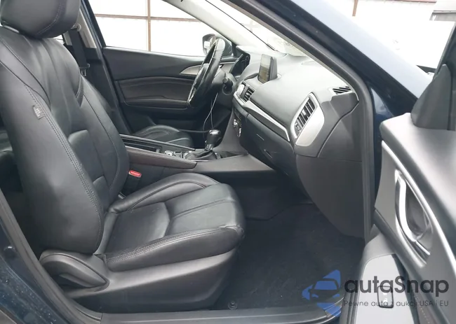 3MZBN1V30JM210600: 43593673